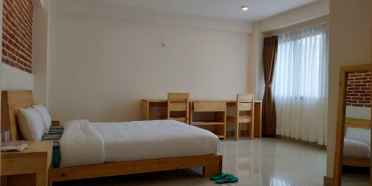 Sayami Home Lalitpur ภายนอก รูปภาพ